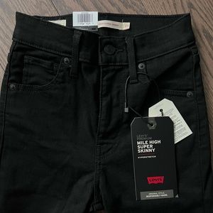 Levi’s jeans NWT